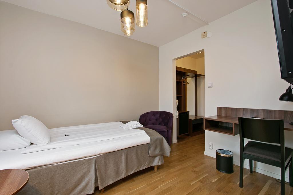 שטוקהולם First Hotel Brommaplan מראה חיצוני תמונה