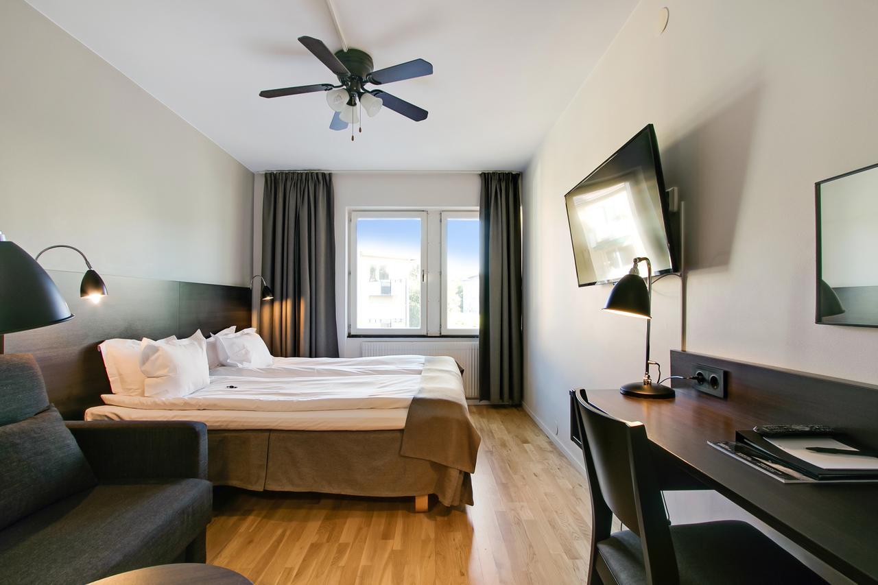 שטוקהולם First Hotel Brommaplan מראה חיצוני תמונה