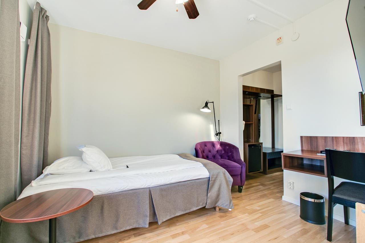 שטוקהולם First Hotel Brommaplan מראה חיצוני תמונה