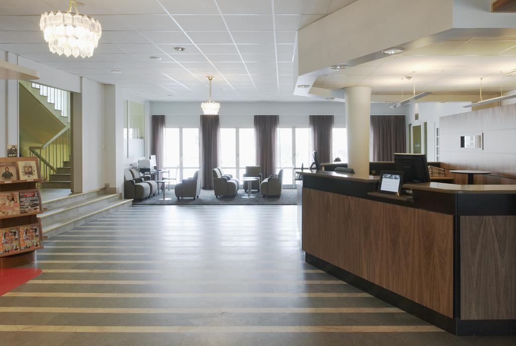 שטוקהולם First Hotel Brommaplan מראה חיצוני תמונה